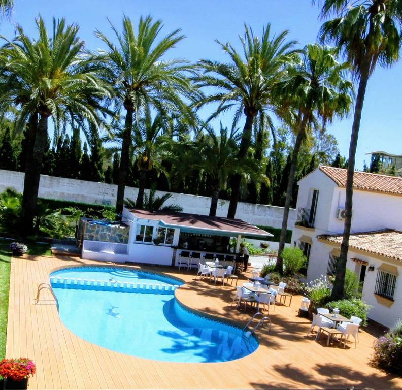 Banus Lodge Marbella Exterior foto